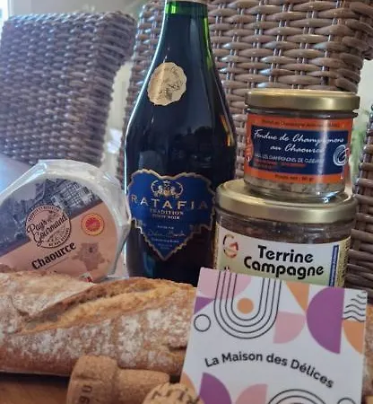 Les Deux Delices Holiday home