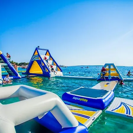 Les Deux Delices * Dosches