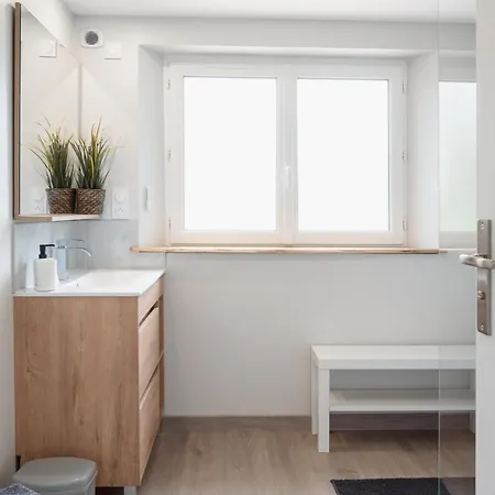 Les Deux Delices Dosches